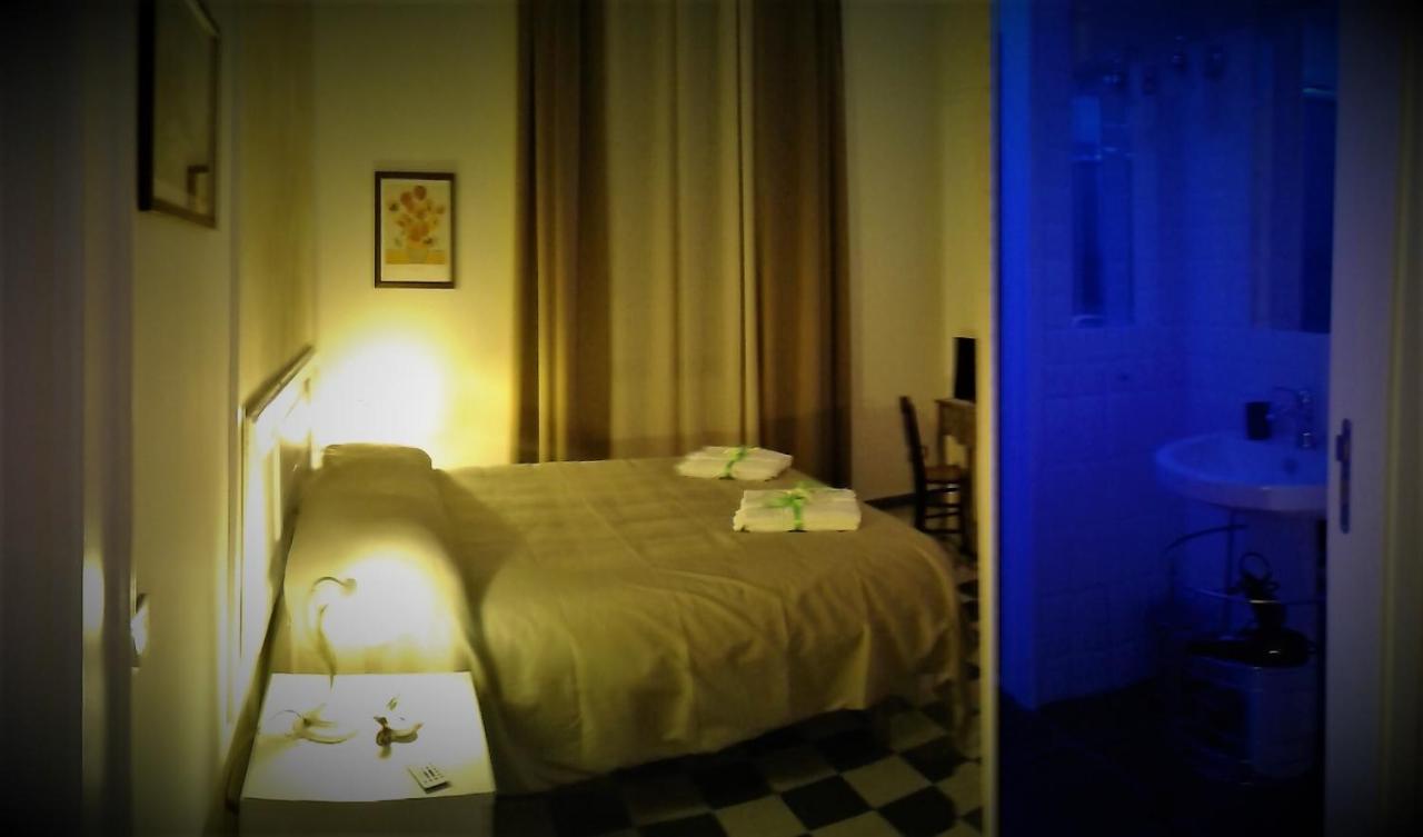 Bed and Breakfast Primo Posto à Salernes Extérieur photo